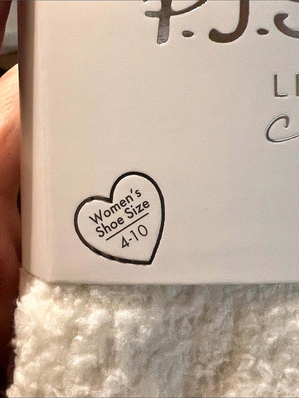 Women's PJ Salvage Live Life Cozy Socks Size 4-10 White & Pink NWT - Picture 3 of 6